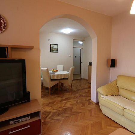 Apartment Nina Kotor Buitenkant foto
