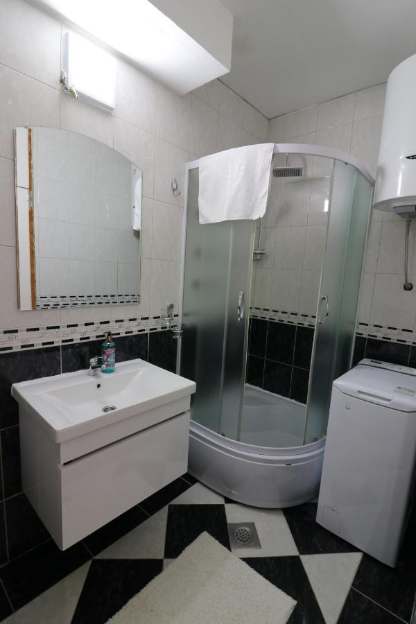 Apartment Nina Kotor Buitenkant foto